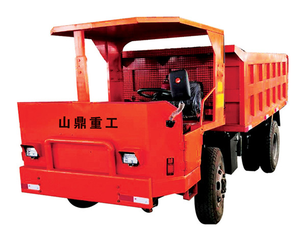 礦用運(yùn)輸車(chē)保養(yǎng)周期多久